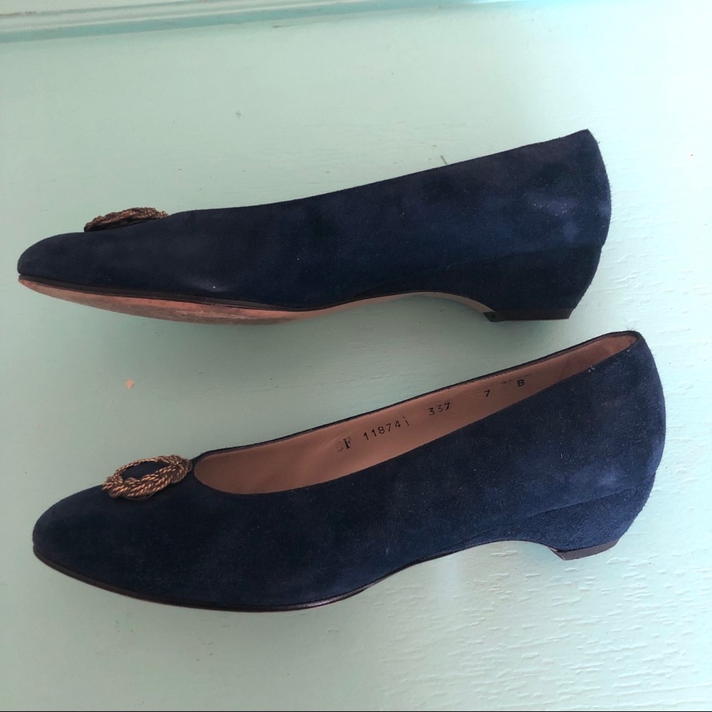Vintage Salvatore Ferragamo Navy Suede Flats - Picture 6 of 11